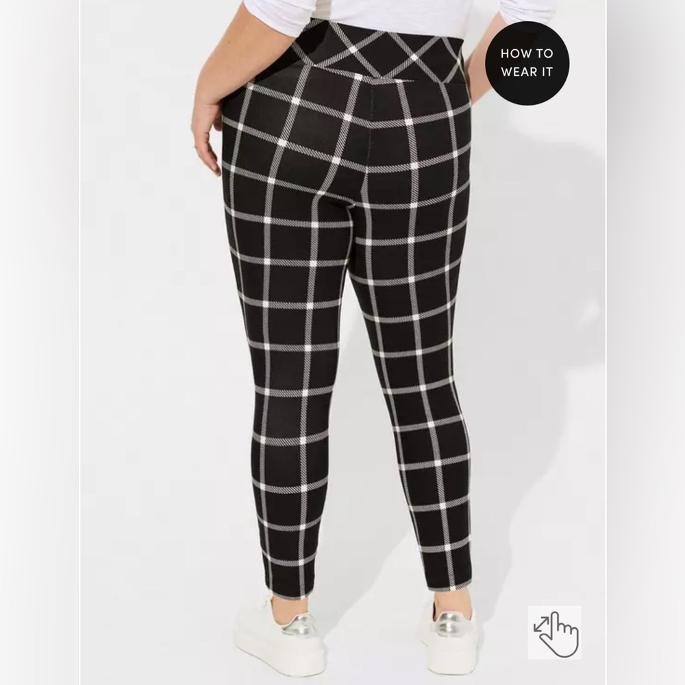 Torrid - Picture 6 of 7